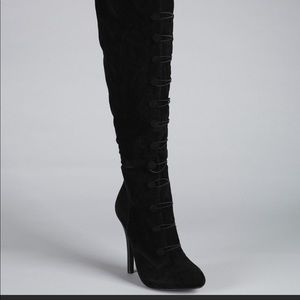 N.Y.L.A over the knee black suede boots sz 9.5